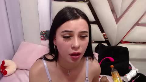 Snapshot of katerine_squirt chatting on March 2026 08:26:33 AM Katherine Squirt online show from March 2026 08:26:33 AM