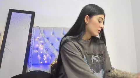 Snapshot of katestone_again chatting on October 2025 06:20:01 PM love meeee online show from October 2025 06:20:01 PM