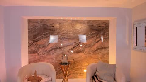 K A T E  online show from February 2025 05:09:01 PM