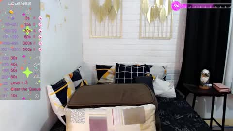 Snapshot of katethefairygodbarbie chatting on February 2025 03:05:01 PM online show from February 2025 03:05:01 PM