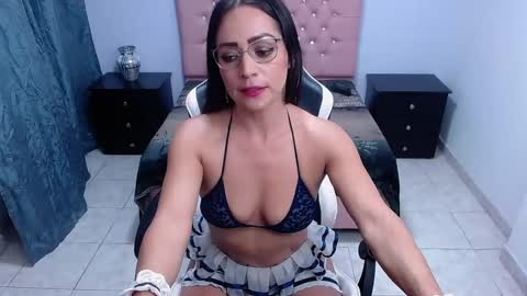 Snapshot of katetompson chatting on December 2024 05:04:02 AM kate Tompson online show from December 2024 05:04:02 AM