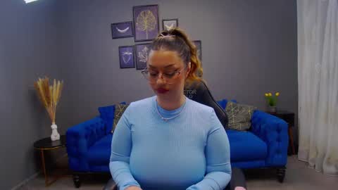 Snapshot of katewalker_ chatting on December 2024 06:17:02 PM Kate online show from December 2024 06:17:02 PM