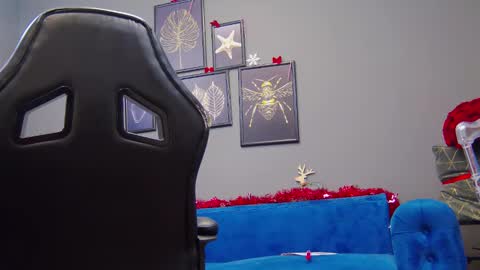 Snapshot of katewalker_ chatting on December 2024 01:47:02 AM Kate online show from December 2024 01:47:02 AM