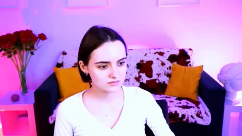 katewillows online show from March 2026 08:52:01 AM