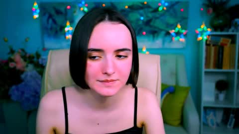 katewillows online show from April 2026 06:19:01 AM