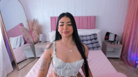 Snapshot of kath_rosee chatting on January 2025 08:35:02 PM online show from January 2025 08:35:02 PM