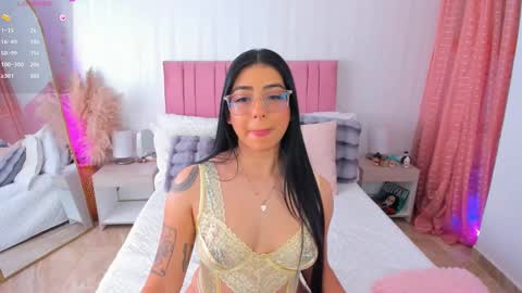 Snapshot of kath_rosee chatting on February 2025 09:04:02 PM online show from February 2025 09:04:02 PM