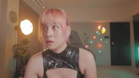 Kathy online show from October 2025 07:54:02 PM