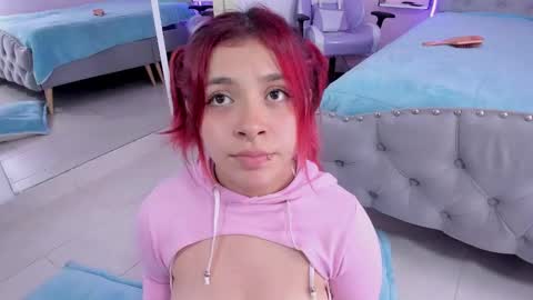 Snapshot of kathia_saenz chatting on February 2025 07:05:01 AM Kathia  online show from February 2025 07:05:01 AM