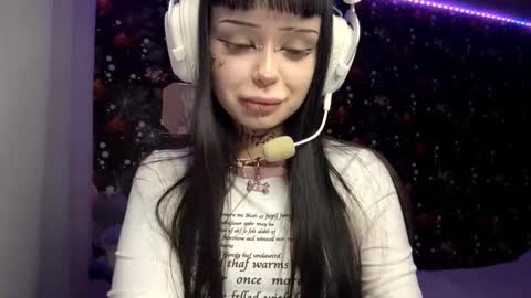 Luna online show from February 2026 03:20:01 PM