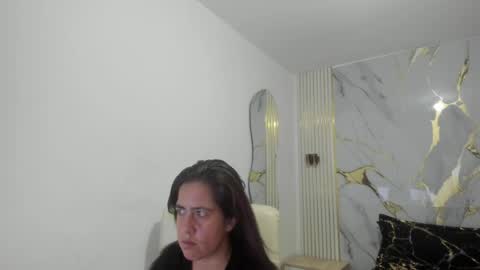 Paola online show from April 2026 12:49:01 PM