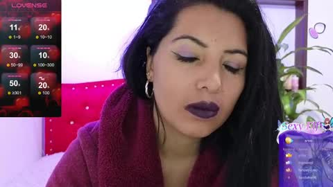 Katia collins online show from February 2025 01:30:01 PM