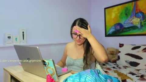 Khaterine online show from March 2026 10:48:01 PM