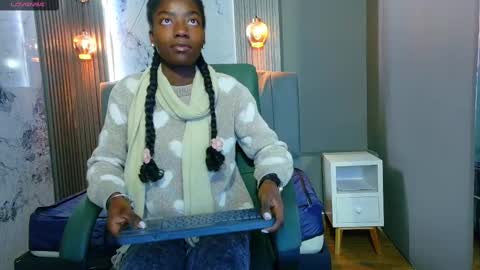 Katia online show from October 2025 11:40:01 AM