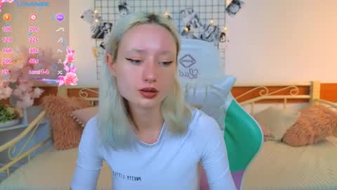 Katia  online show from March 2026 06:52:01 AM