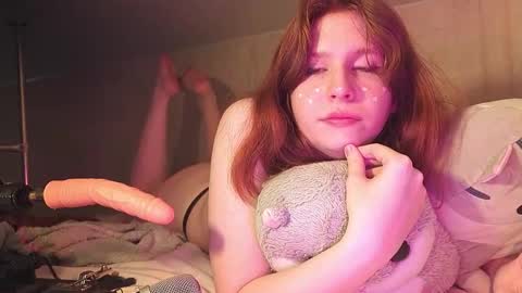 KatieNPZD online show from December 2025 08:46:01 PM