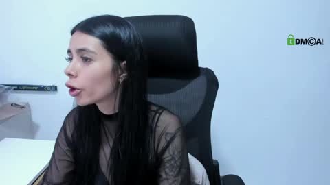 Snapshot of katia_sex25 chatting on May 2026 03:11:01 PM Katia online show from May 2026 03:11:01 PM