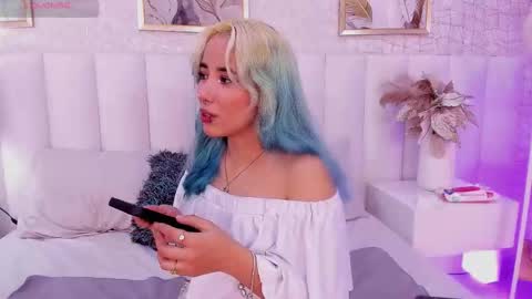 katia sofia cuper online show from March 2026 05:57:02 AM