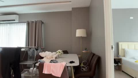 Snapshot of katie________ chatting on May 2026 05:48:02 AM Katienext stream online show from May 2026 05:48:02 AM