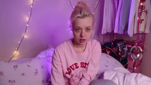 Katie Deville online show from January 2026 06:55:02 PM