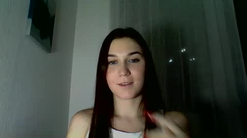 katie_foxi online show from November 2025 06:18:02 PM