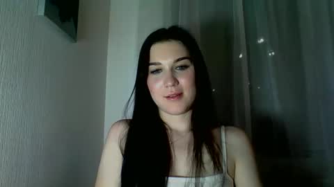 katie_foxi online show from May 2026 07:09:02 PM