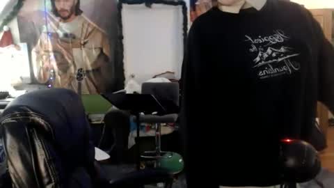 Snapshot of katiecutie_5 chatting on January 2025 05:08:01 AM Katie online show from January 2025 05:08:01 AM