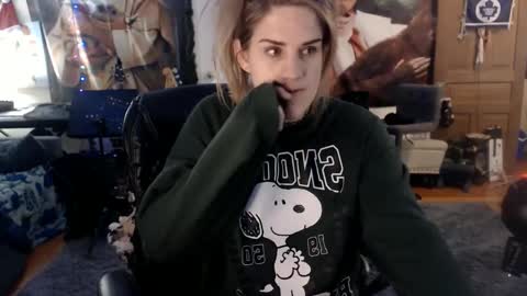 Snapshot of katiecutie_5 chatting on March 2025 04:46:01 AM Katie online show from March 2025 04:46:01 AM