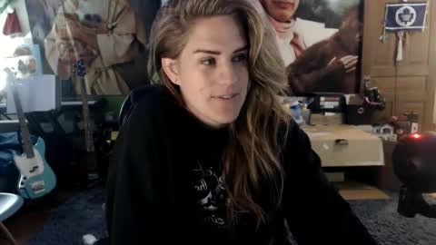 Snapshot of katiecutie_5 chatting on October 2025 05:41:01 AM Katie online show from October 2025 05:41:01 AM