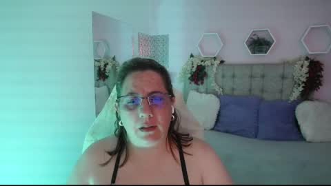 Snapshot of katiee_jones_ chatting on March 2025 03:49:01 PM Katherine online show from March 2025 03:49:01 PM