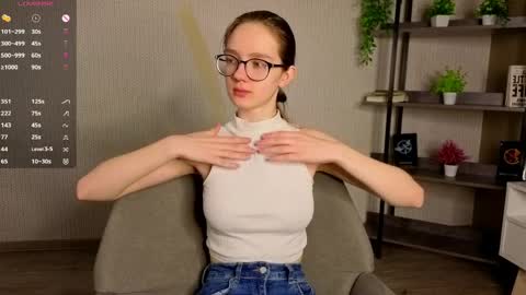 Scarlett online show from April 2026 07:42:01 AM