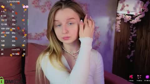 Katrina Bail online show from November 2025 01:15:01 AM