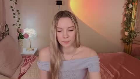 katt_yy online show from June 2026 05:12:02 AM