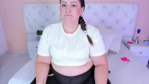 Snapshot of katte_landerr chatting on September 2025 01:27:02 PM Katte online show from September 2025 01:27:02 PM