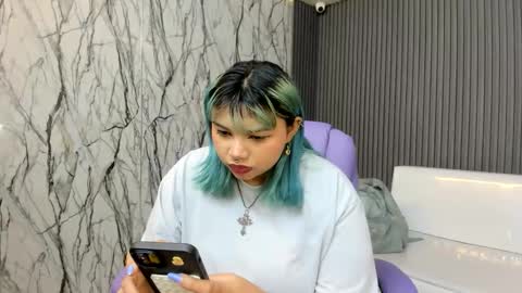 Snapshot of katteyes_ chatting on April 2026 11:18:02 PM katteyes_ online show from April 2026 11:18:02 PM