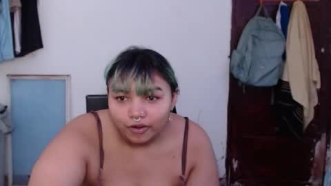 Snapshot of katteyes_ chatting on May 2026 08:49:02 PM katteyes_ online show from May 2026 08:49:02 PM