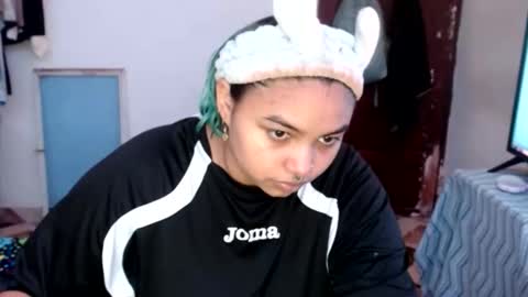 Snapshot of katteyes_ chatting on May 2026 07:41:01 PM katteyes_ online show from May 2026 07:41:01 PM