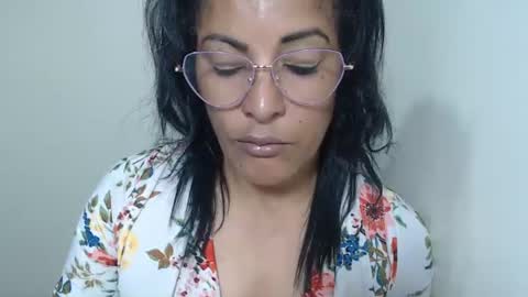 Snapshot of kattleyagray chatting on July 2026 09:28:02 PM KattleyaGrey online show from July 2026 09:28:02 PM