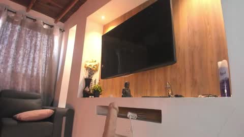 katty__0 online show from January 2026 05:27:02 PM