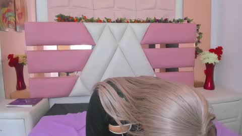 KattyJener online show from April 2026 06:19:01 AM