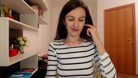 KattySapphire online show from October 2025 02:51:02 PM