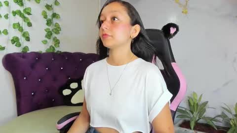 Katy online show from December 2025 06:36:02 PM