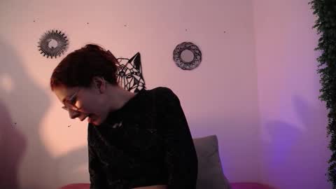 Katy Van online show from December 2025 08:58:01 PM