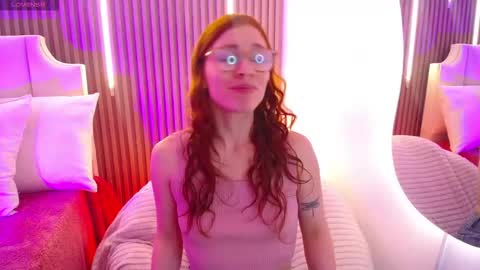 Katy Van online show from February 2026 09:00:01 PM