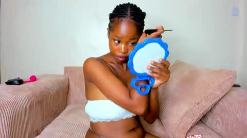 Katy online show from October 2025 11:30:01 AM