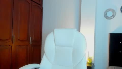 Snapshot of katyajhonss chatting on November 2025 11:59:02 PM KATYAJHONSS online show from November 2025 11:59:02 PM