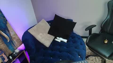 katyamonroe_ online show from December 2025 02:42:02 AM