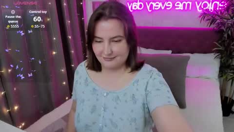 Kate online show from October 2025 05:40:01 AM