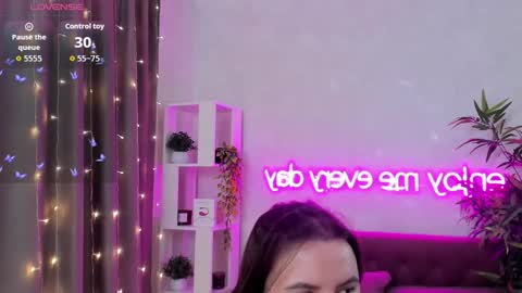 Kate online show from January 2026 05:43:02 AM