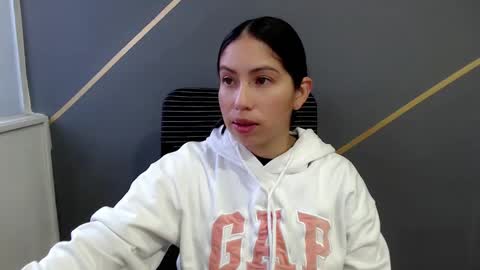 KATY online show from December 2024 11:00:01 AM